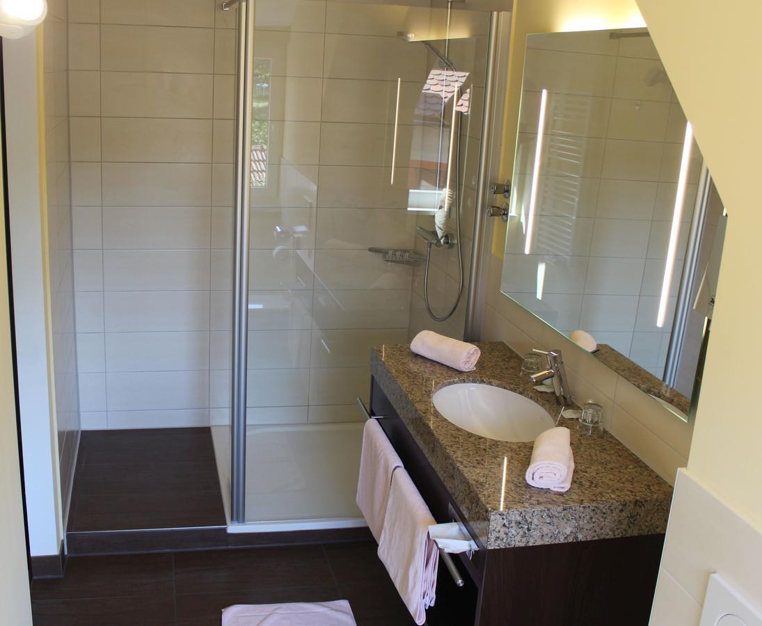 Wirtshaus & Hotel Goldener Greif Edelsfeld Εξωτερικό φωτογραφία